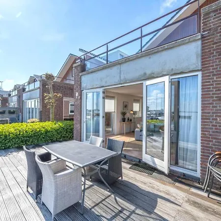 Meerzicht 20 - Waanzinnig Uitzicht Over Het Water! *