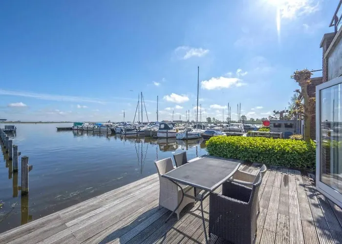 Meerzicht 20 - Waanzinnig Uitzicht Over Het Water! 아파트